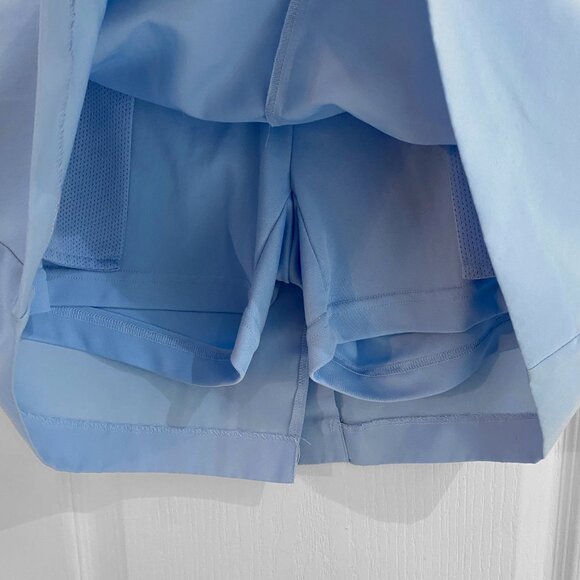 Izod - Baby Blue & White Golf Skirt / Skort / Shorts - Picture 3 of 6